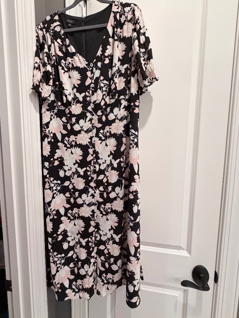 Floral short sleeve maxi dress. Size XXL